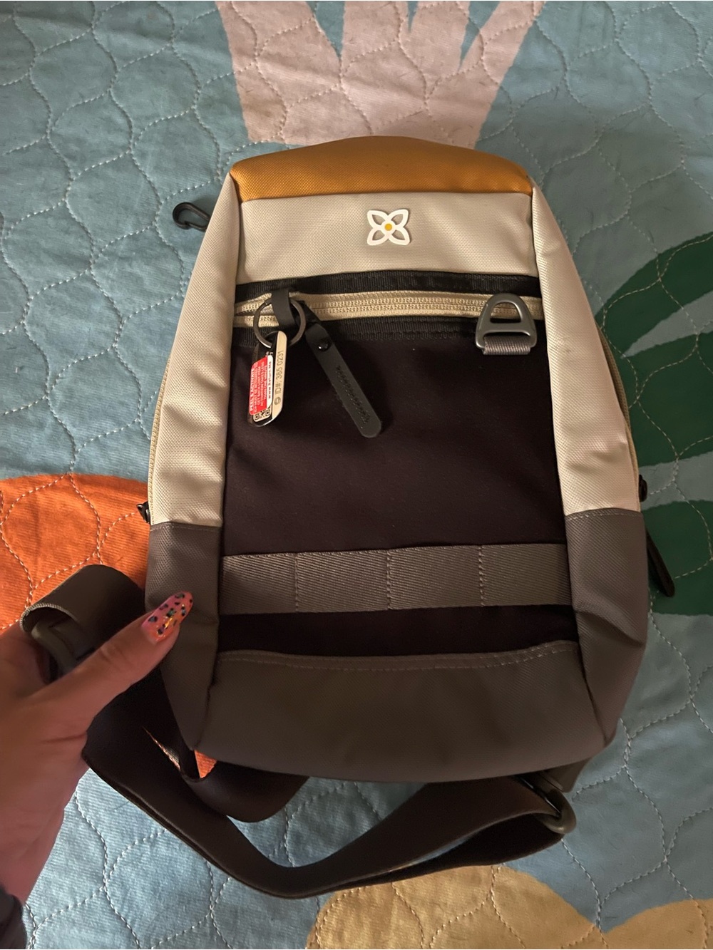 Sherpani Pike Sling Bag in Cactus